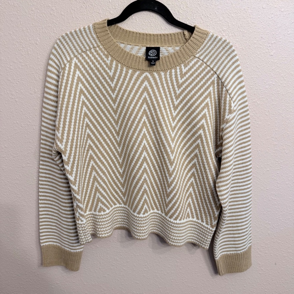 Bobeau Tan White Chevron Stripe Crewneck Sweater Small Raglan Long Sleeve